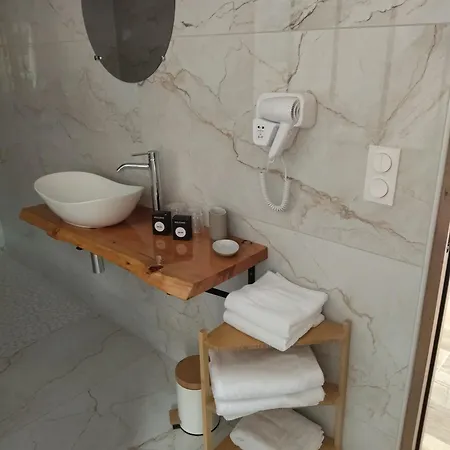 Le Dorm'eure Du Val - *